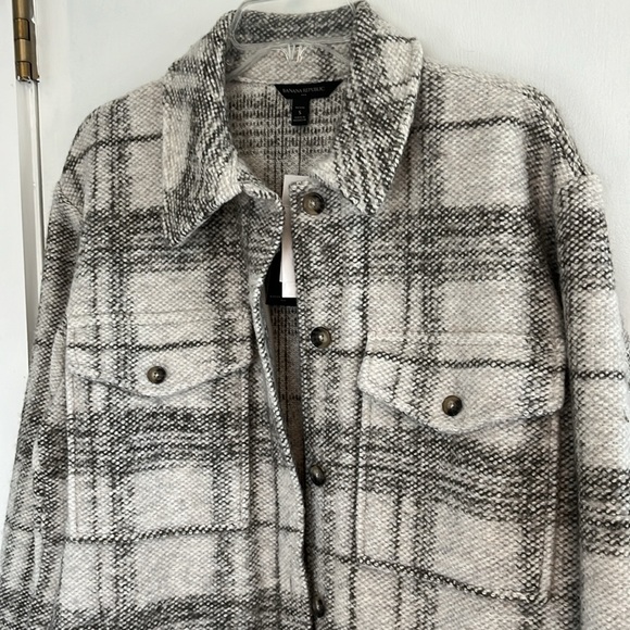 Banana Republic Petite Plaid Shacket in Oatmeal - Picture 7 of 12